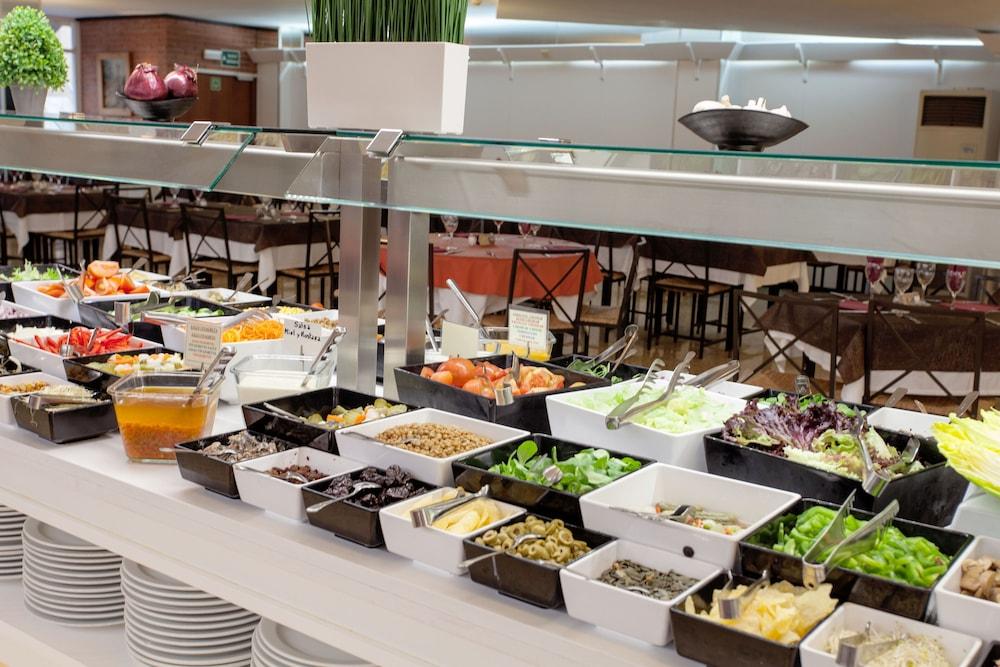 夏恩公园酒店 滨海略雷特 外观 照片