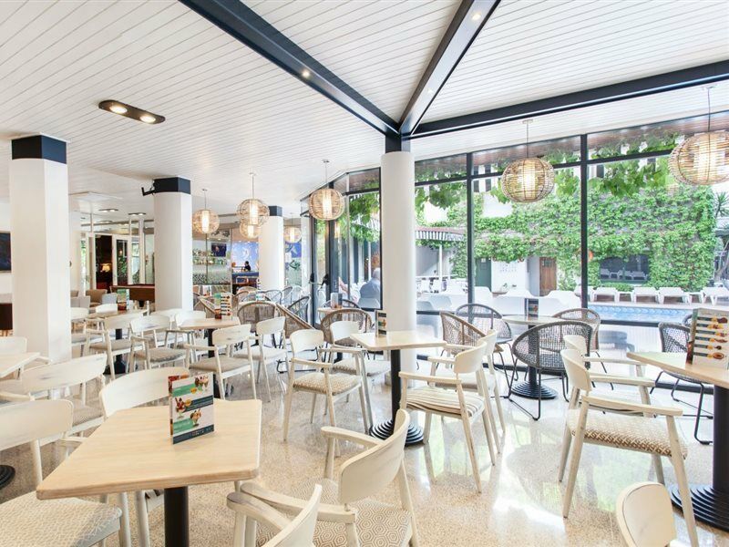 夏恩公园酒店 滨海略雷特 外观 照片
