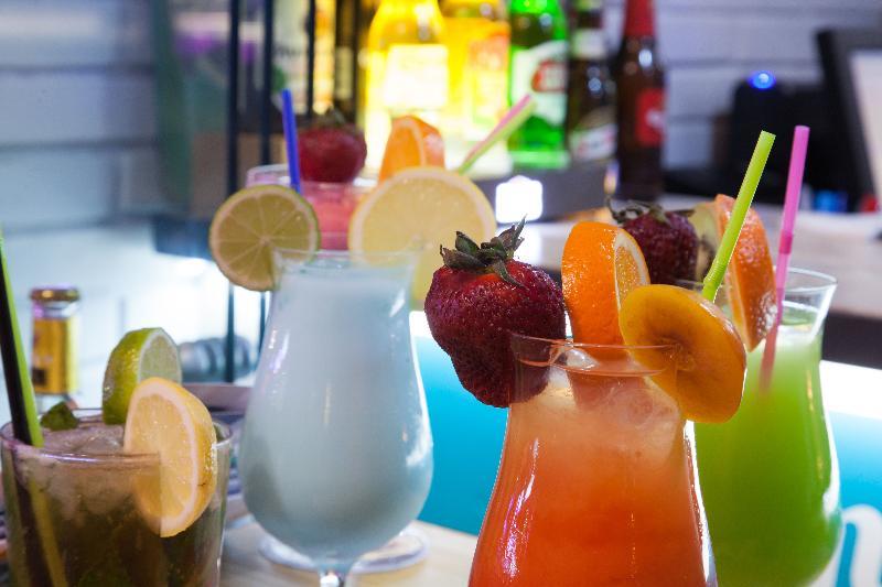 夏恩公园酒店 滨海略雷特 外观 照片